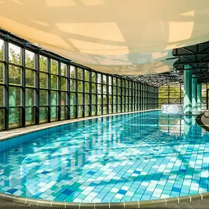 Corendon Amsterdam Schiphol Airport, A Tribute Portfolio Otel Badhoevedorp
